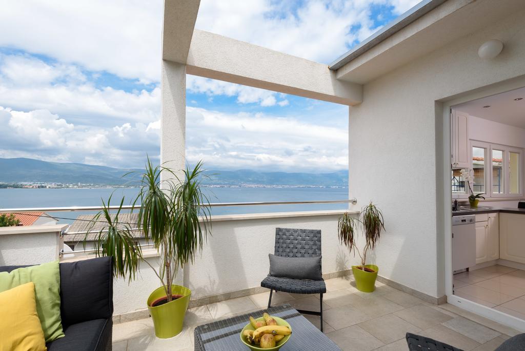 Apartments Salona Trogir Exterior photo