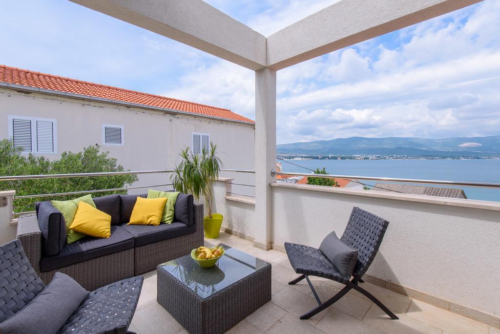 Apartments Salona Trogir Exterior photo
