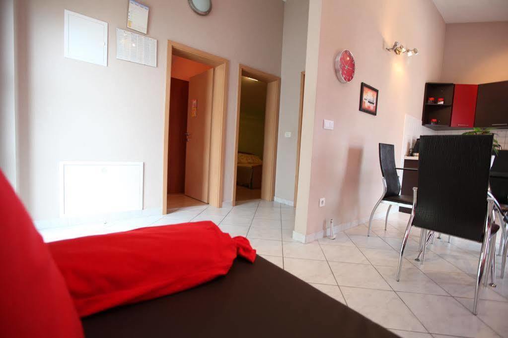 Apartments Salona Trogir Exterior photo